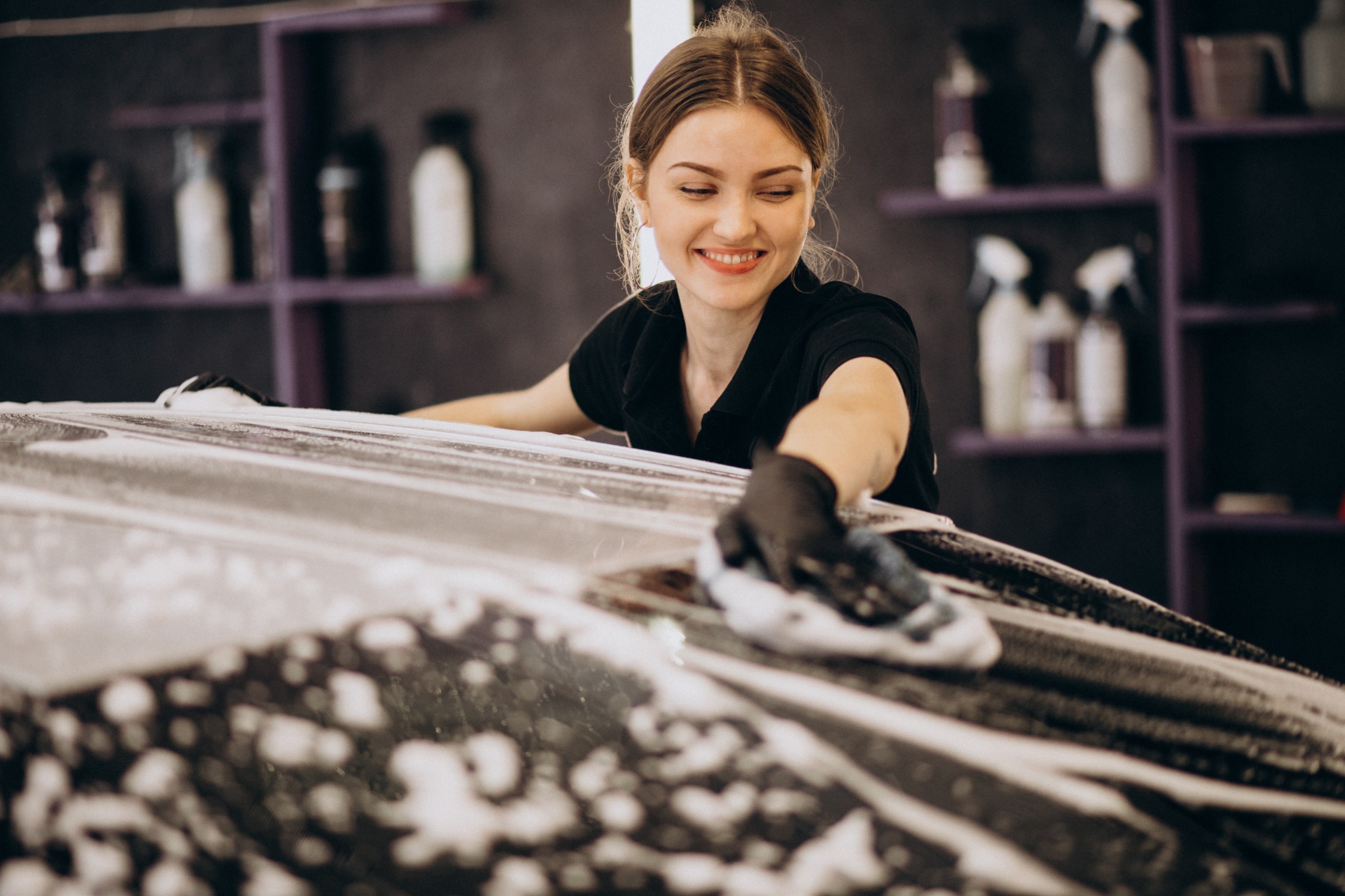 🚗✨ The Top 5 Things Ruining Your Car’s Paint Without You Realizing It